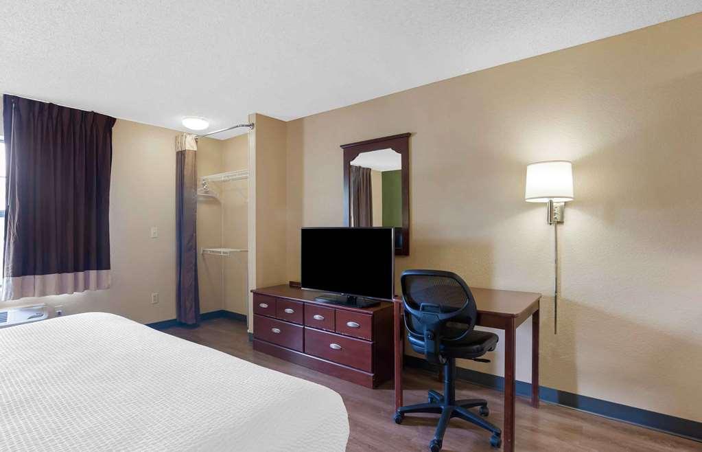 Extended Stay America Suites - St Petersburg - Clearwater - Executive Dr Ларго Номер фото