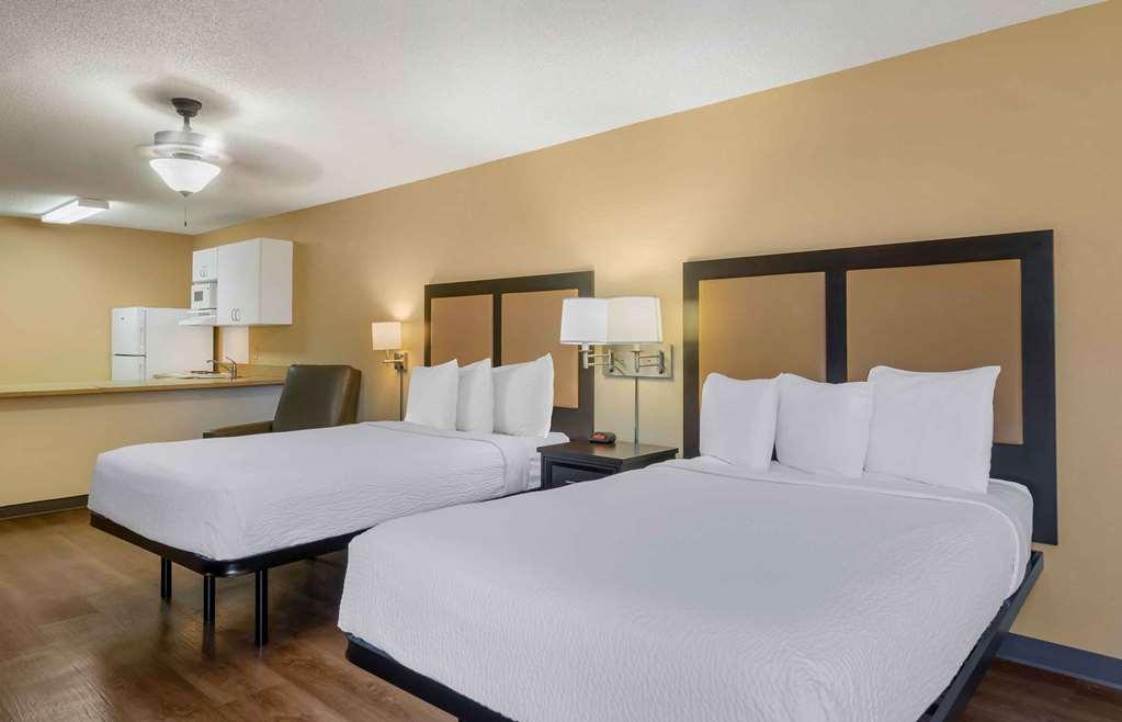 Extended Stay America Suites - St Petersburg - Clearwater - Executive Dr Ларго Номер фото